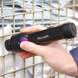 MicroNIR Onsite-W erkennt Plastiksorte